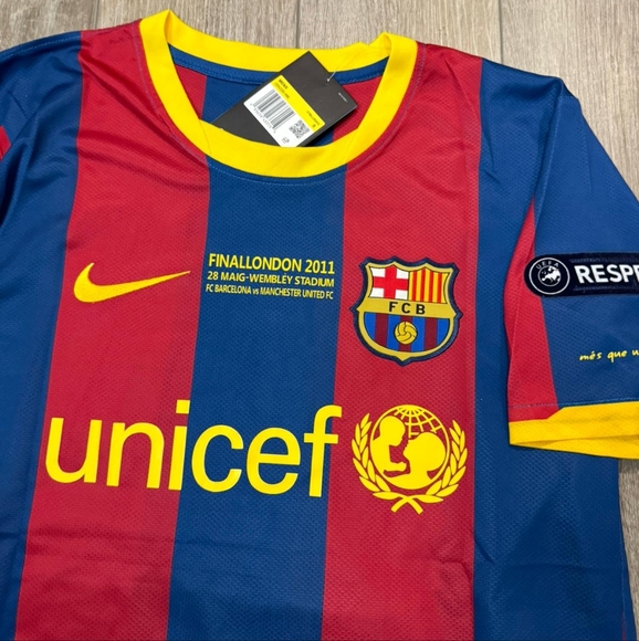 Jersey Soccer Version Retro Team Barcelona 2011 Messi # 10 - Picture 3 of 9